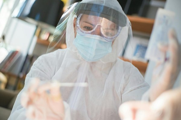 How Can Current UK Property Trends Affect First-Time Buyers?